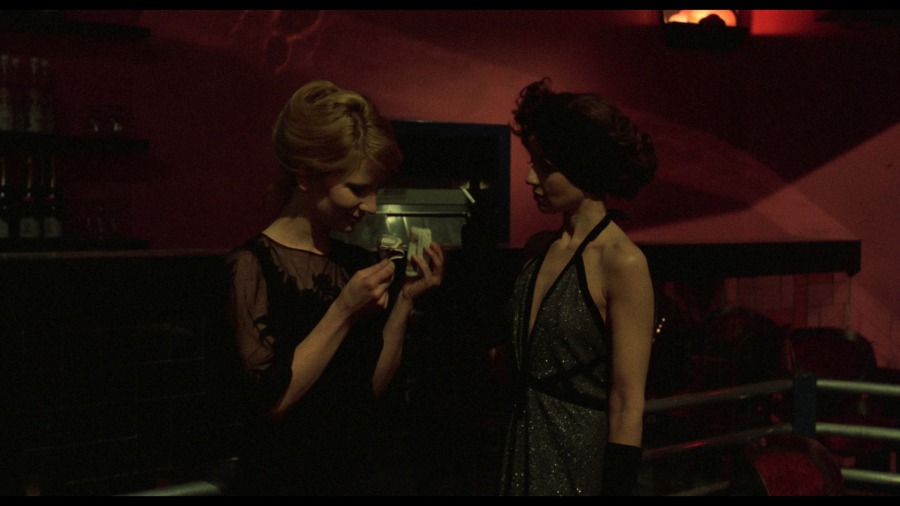 Screen capture from Duelle
