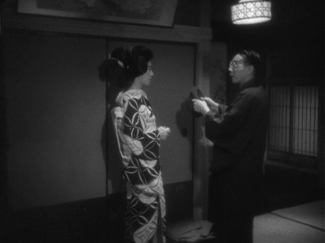 Screen capture from Kenji Mizoguchi's Fallen Women