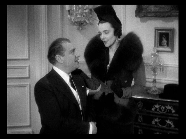 Screen capture from Presenting Sacha Guitry