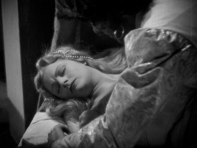Screen capture from Three Wicked Melodramas from Gainsborough Pictures