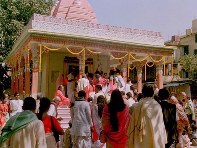 Screen capture from Late Ray