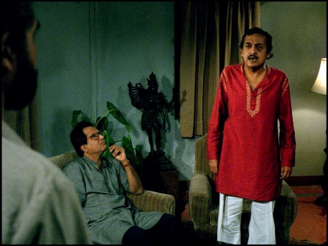 Screen capture from Late Ray