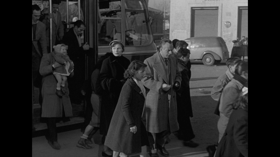 Screen capture from Europe ’51