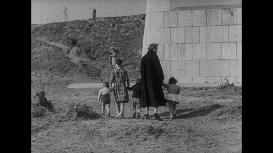 Screen capture from Europe ’51
