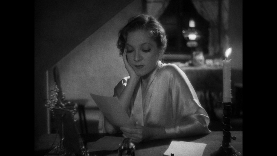 Screen capture from A Farewell to Arms