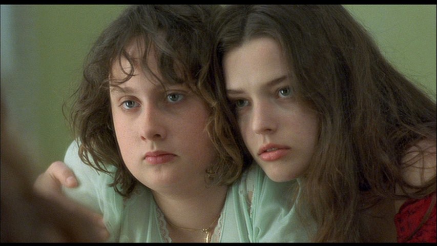 Screen capture from Fat Girl