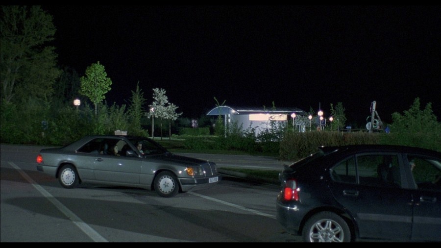 Screen capture from Fat Girl