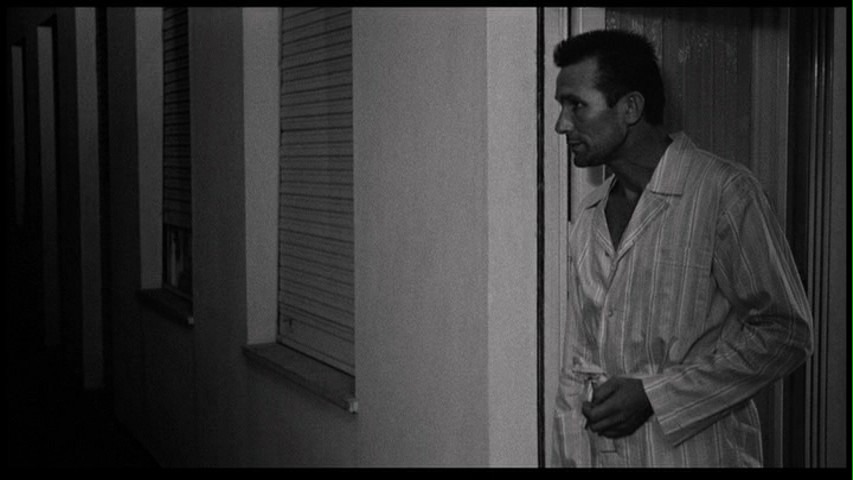 Screen capture from I fidanzati