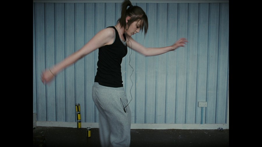 Screen capture from Fish Tank