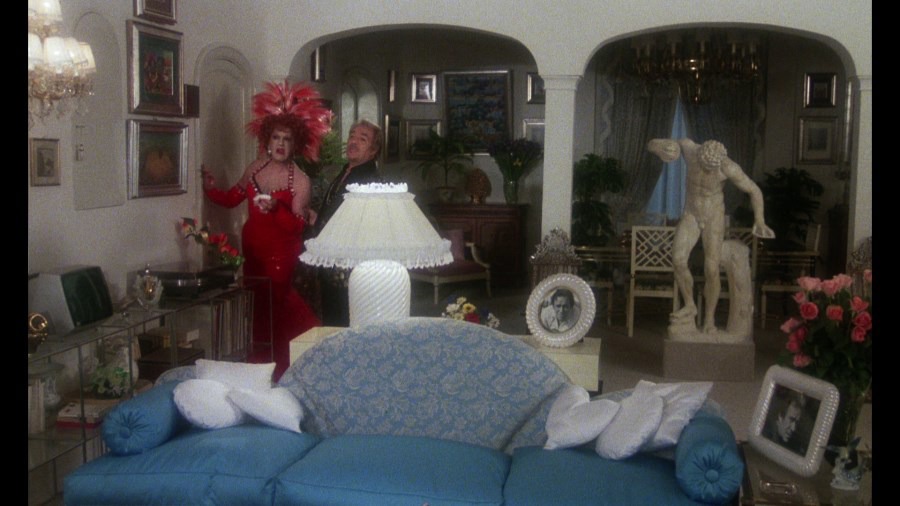 Screen capture from La Cage aux Folles