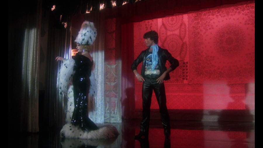 Screen capture from La Cage aux Folles