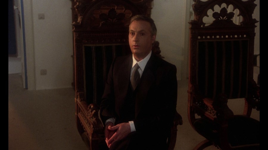 Screen capture from La Cage aux Folles