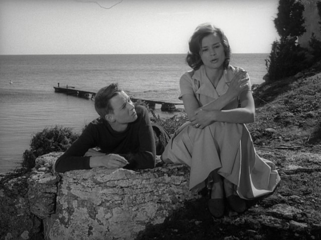 Screen capture from A Film Trilogy by Ingmar Bergman