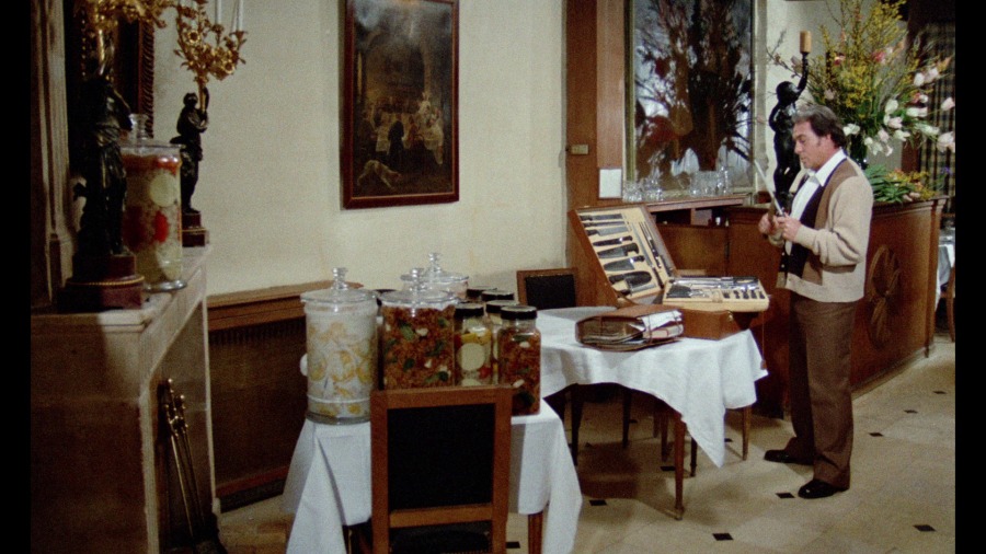 Screen capture from La Grande bouffe