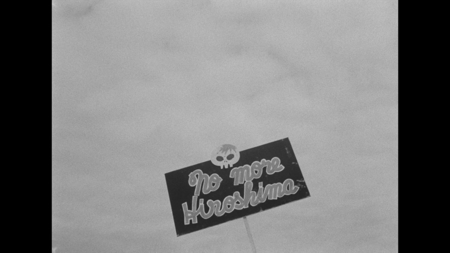Screen capture from Hiroshima mon amour