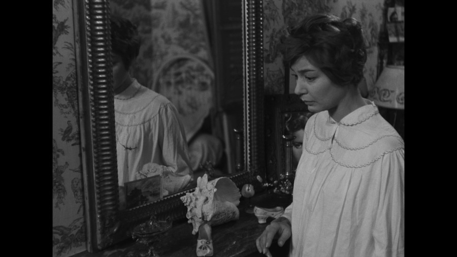 Screen capture from Hiroshima mon amour