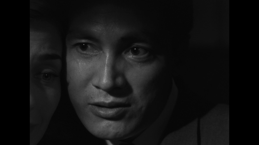 Screen capture from Hiroshima mon amour
