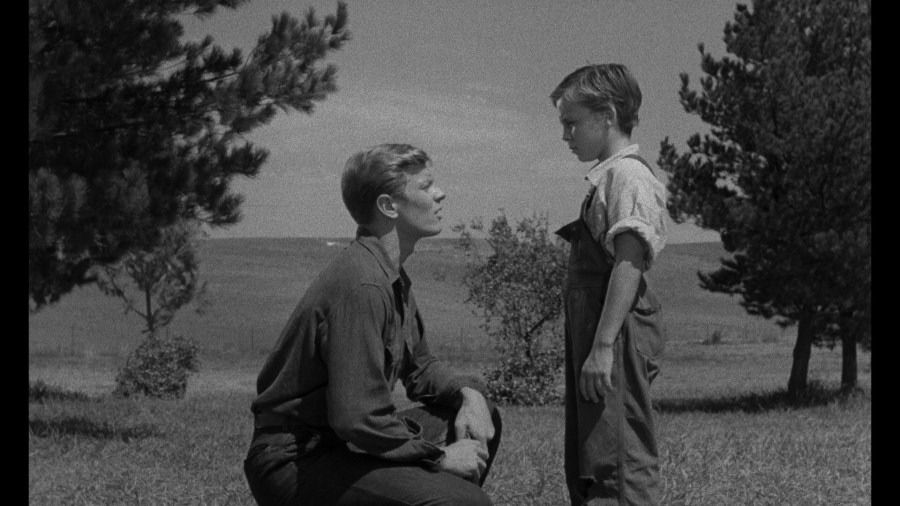 Screen capture from The Night of the Hunter