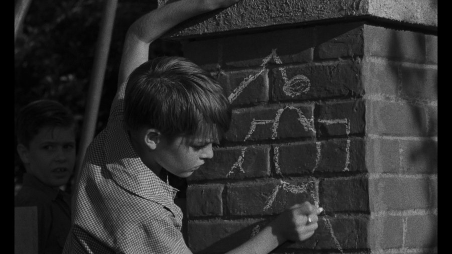 Screen capture from The Night of the Hunter