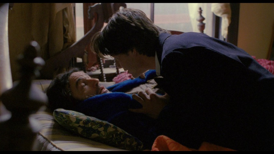 Screen capture from My Own Private Idaho