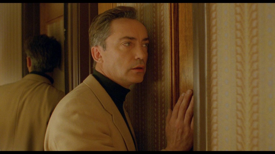 Screen capture from My Own Private Idaho