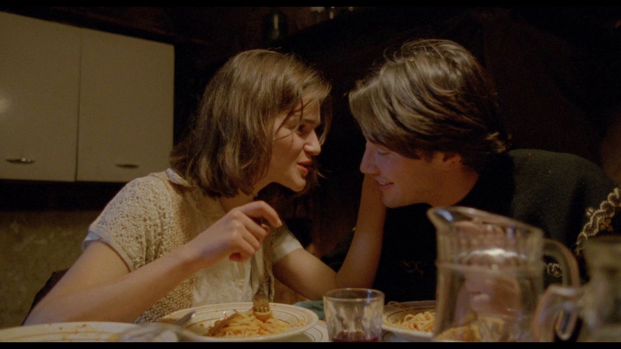 Screen capture from My Own Private Idaho