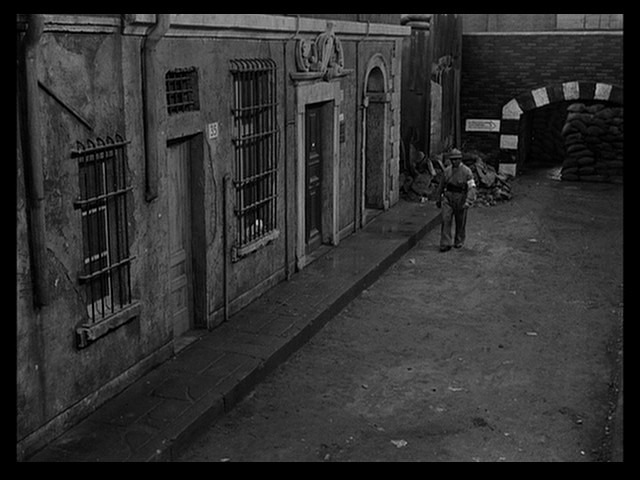 Screen capture from Il Generale Della Rovere