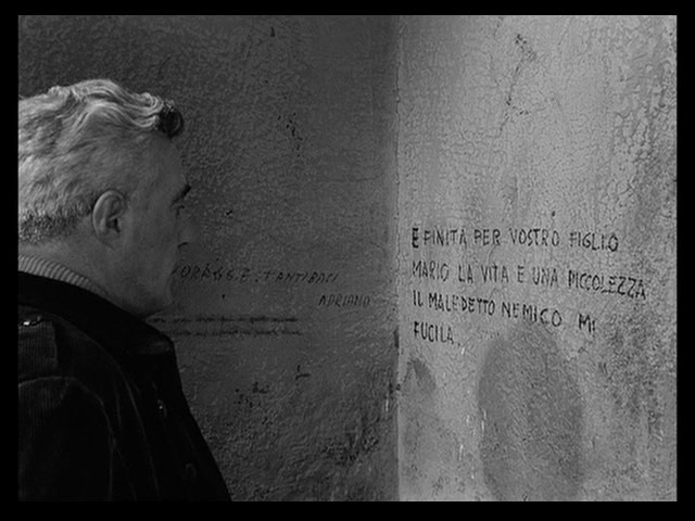 Screen capture from Il Generale Della Rovere