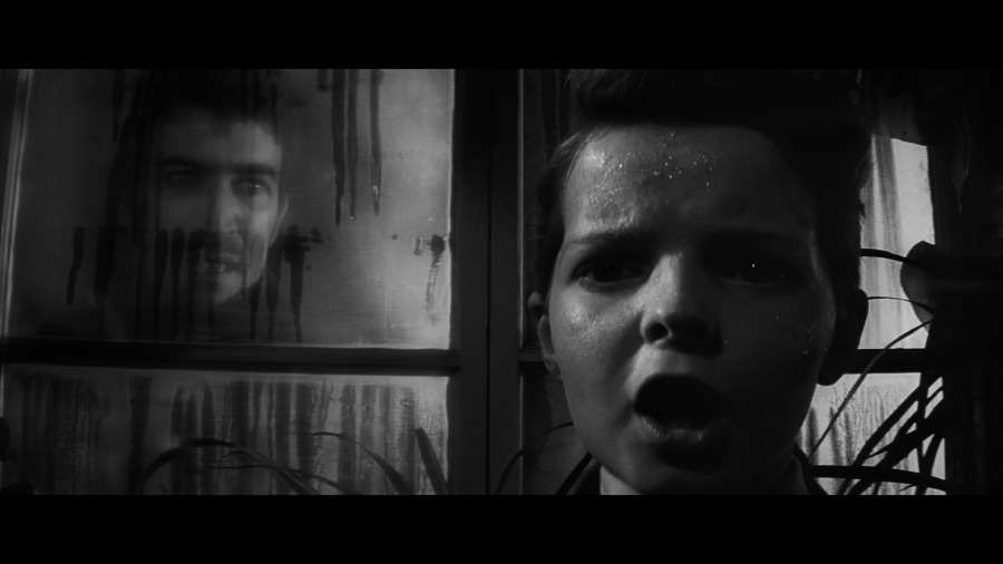 Screen capture from The Innocents