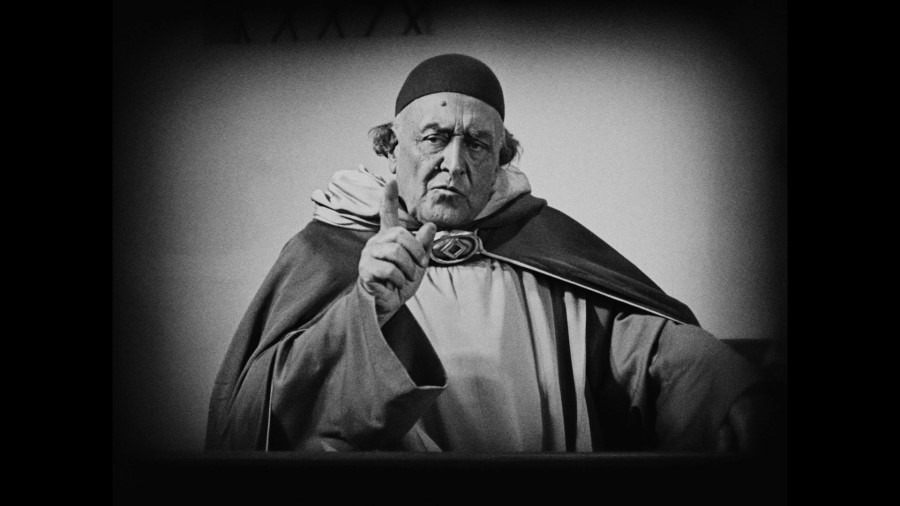 Screen capture from The Passion of Joan of Arc