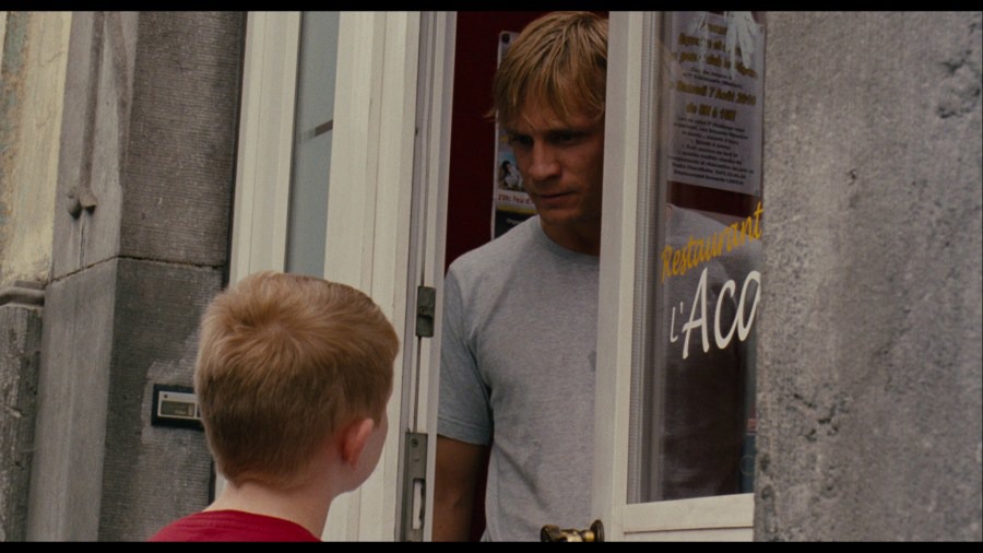 Screen capture from The Kid with a Bike
