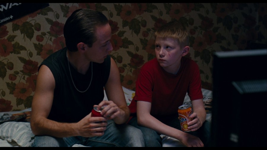 Screen capture from The Kid with a Bike