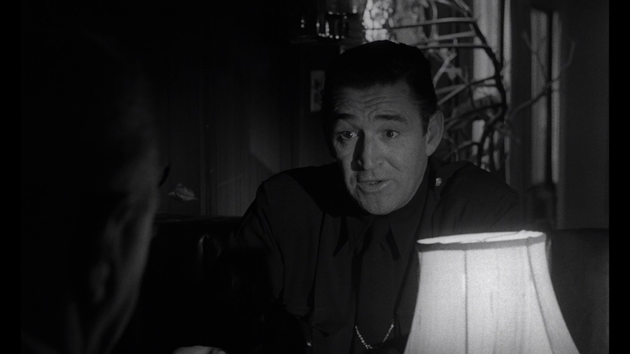 Screen capture from The Killing + Killer's Kiss