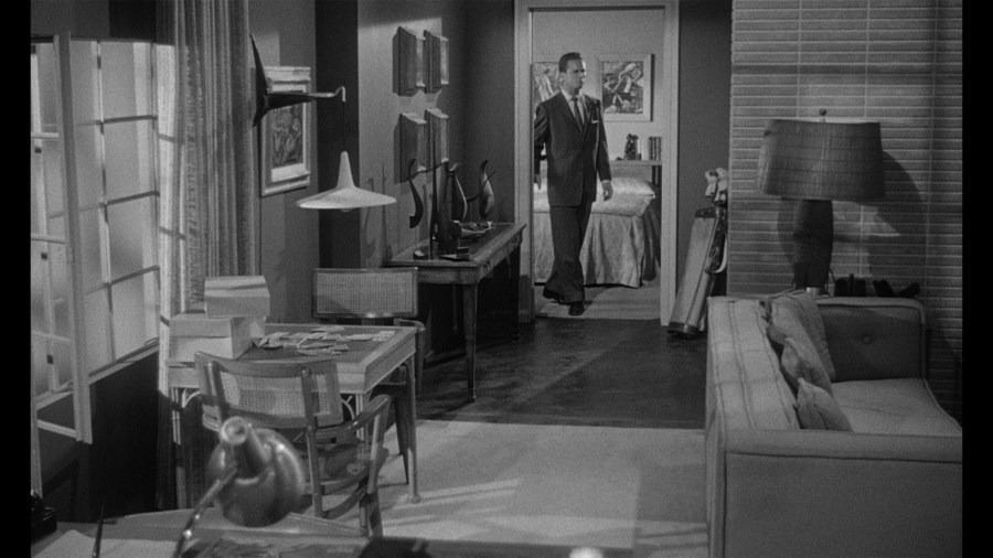 Screen capture from Kiss Me Deadly