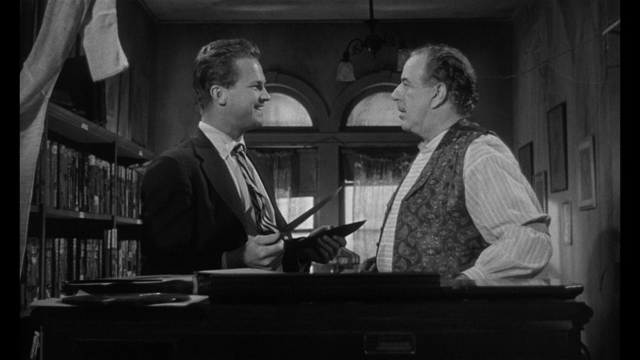 Screen capture from Kiss Me Deadly