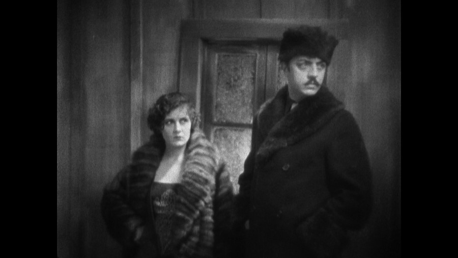 Screen capture from The Last Command
