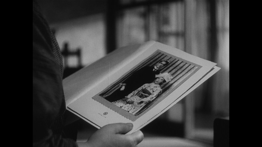 Screen capture from Late Spring