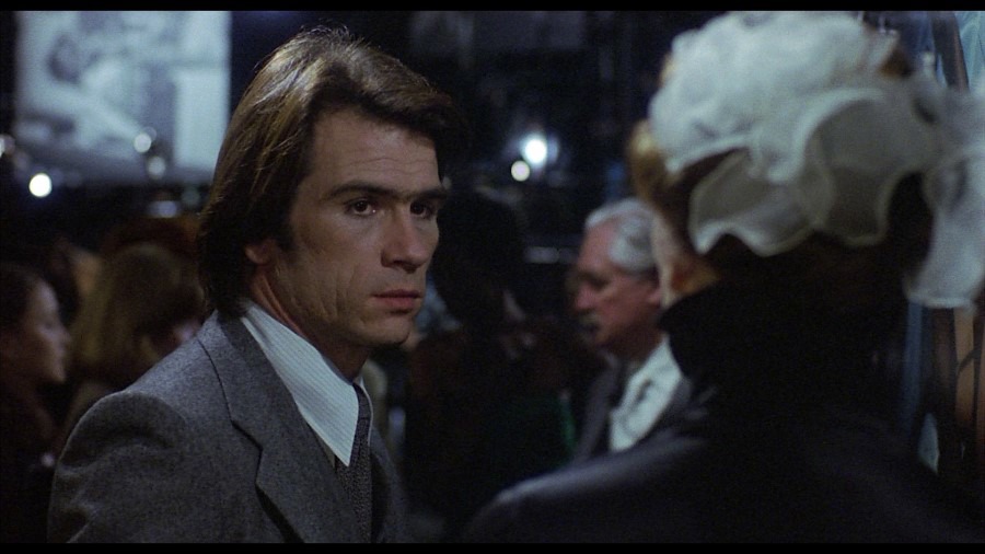 Screen capture from Eyes of Laura Mars