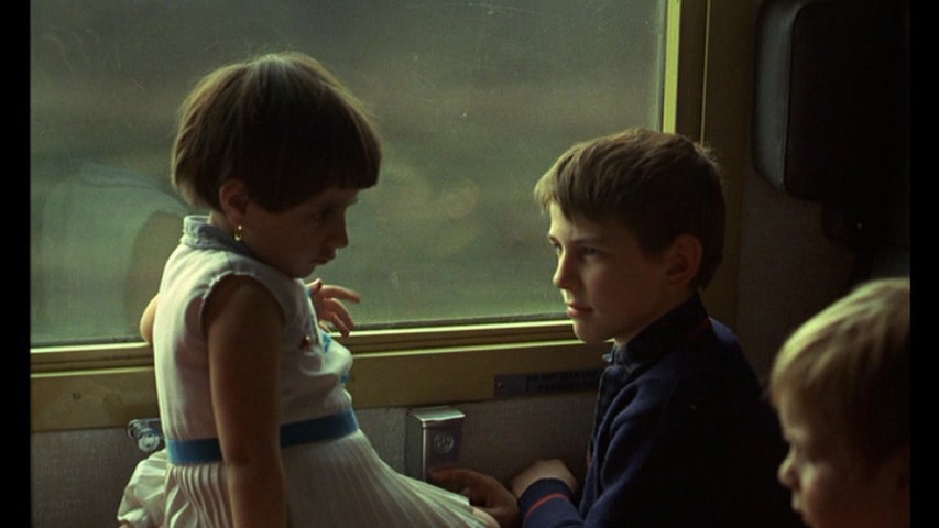 Screen capture from L’enfance nue