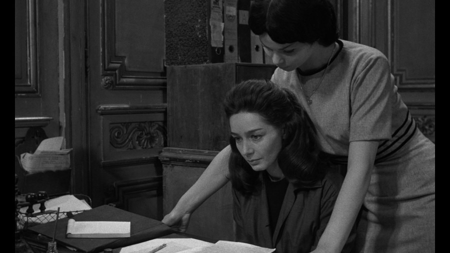 Screen capture from Léon Morin, Priest