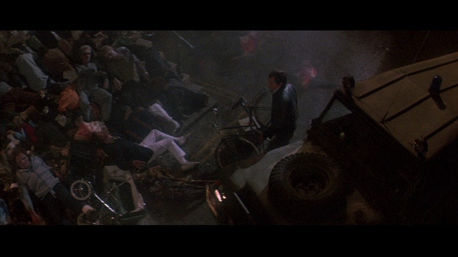 Screen capture from Lifeforce