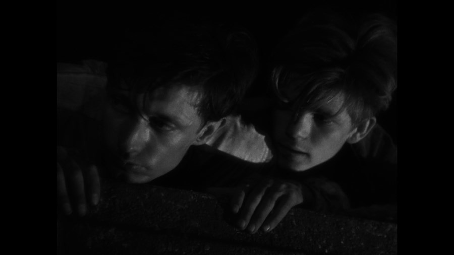 Screen capture from A Man Escaped