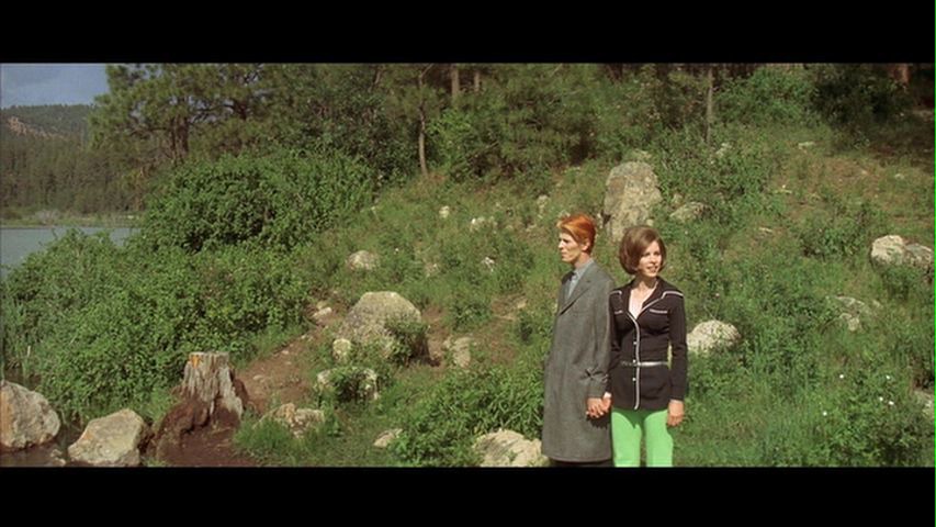 Screen capture from The Man Who Fell to Earth