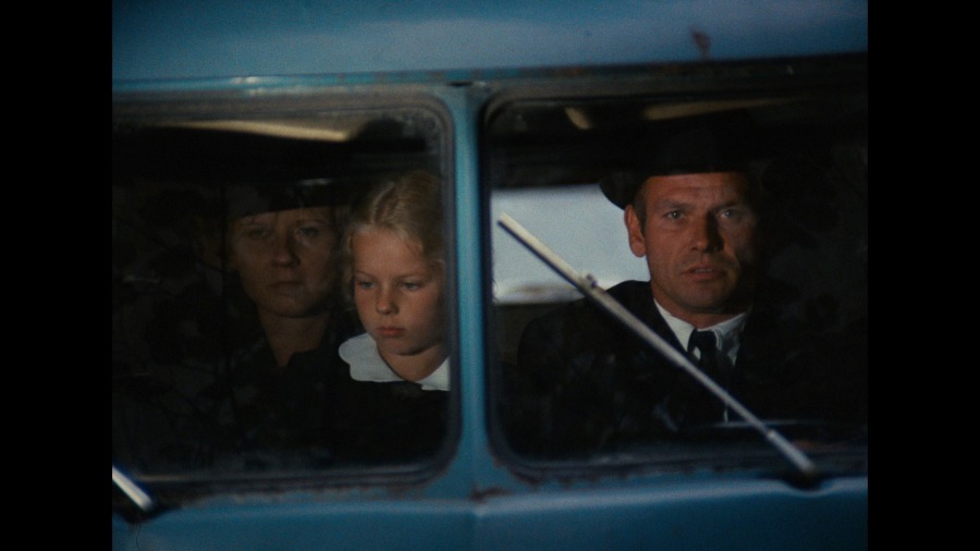 Screen capture from The Merchant of Four Seasons