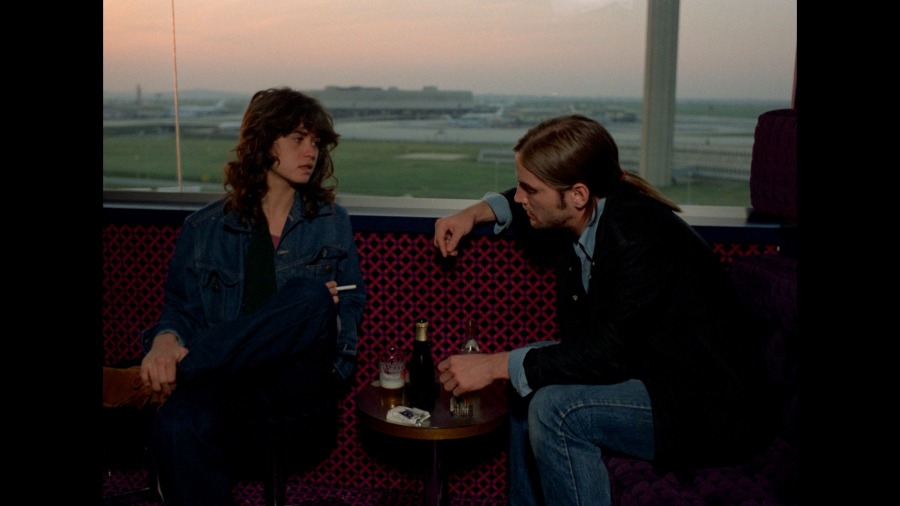 Screen capture from Merry-Go-Round