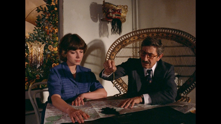 Screen capture from Merry-Go-Round