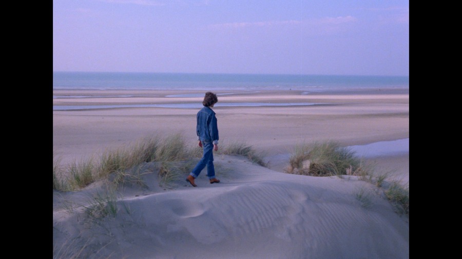 Screen capture from Merry-Go-Round