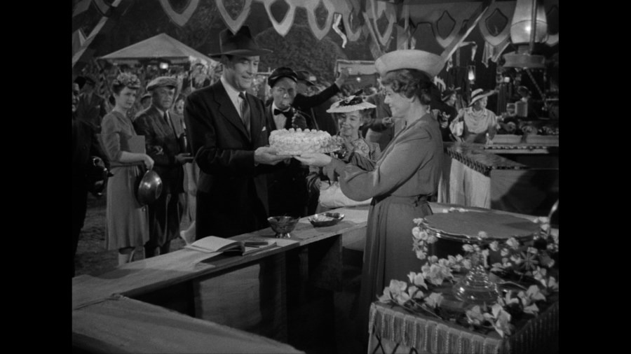 Screen capture from Ministry of Fear