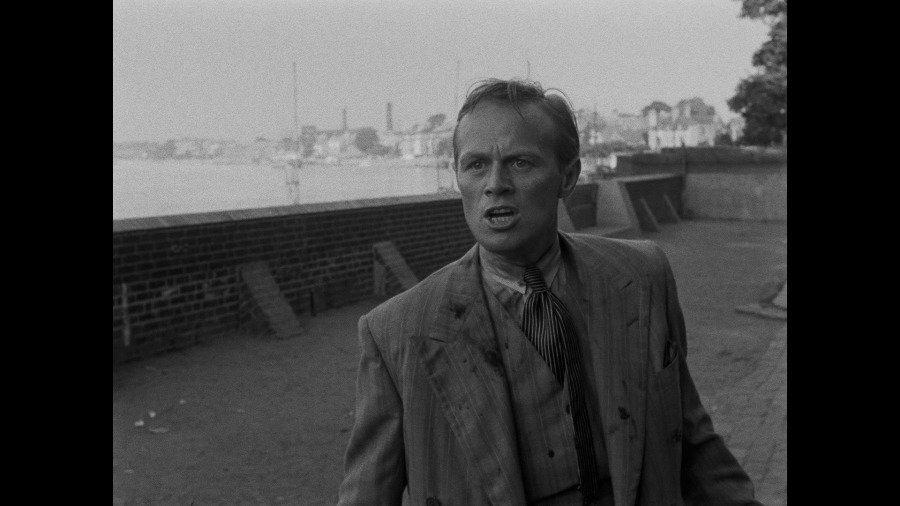Screen capture from Night and the City