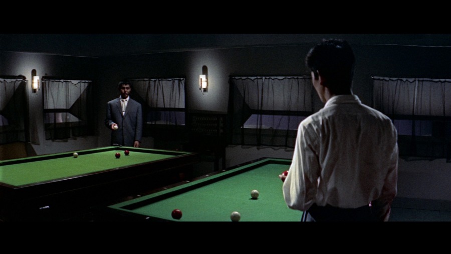 Screen capture from Nikkatsu Diamond Guys: Volume 1
